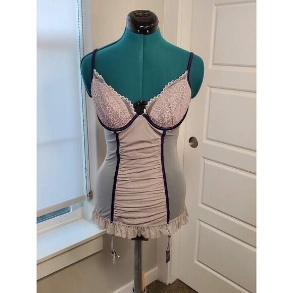 VICTORIA'S SECRET VERY SEXY GREY & PURPLE LINGERIE NEGLIGEE GARTERS WOMEN 36C - Picture 1 of 12